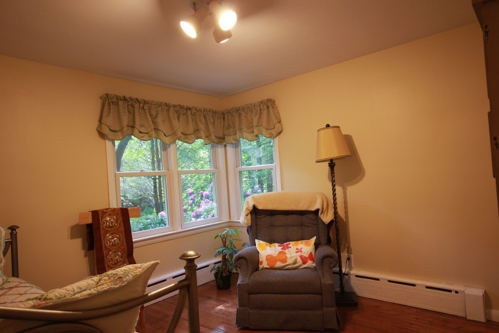 5 Stowe Road Southborough, MA 01772 - Photo 19 of 26 Gallery Image 19