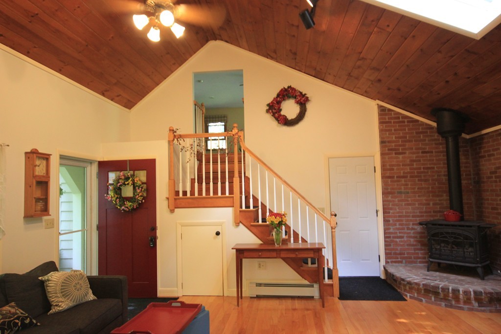 5 Stowe Road Southborough, MA 01772 - Photo 2 of 26 Gallery Image 2