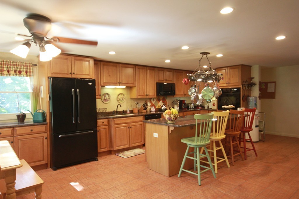 5 Stowe Road Southborough, MA 01772 - Photo 3 of 26 Gallery Image 3