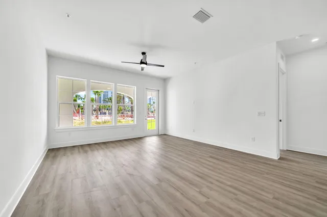 $749,000 | 319 The Grove Drive, Unit 218, Miramar Beach, FL 32550