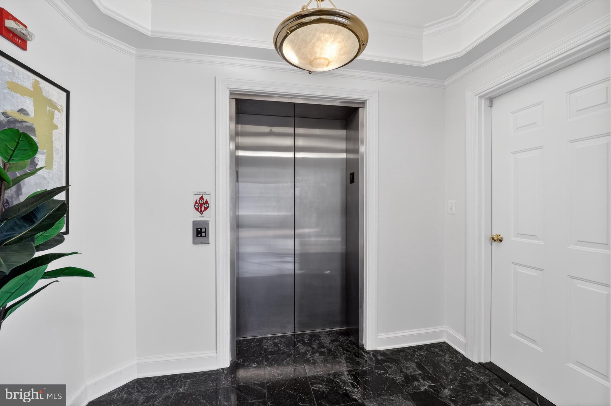 1555 North Colonial Terrace, Unit 601 Arlington, VA 22209 - Photo 3 of 24 a view of a storage & utility room