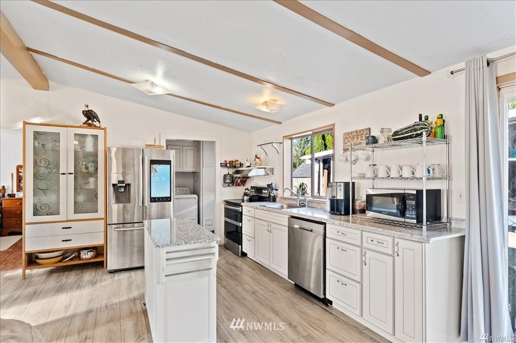 404 8th Street Sultan, WA 98294 - Photo 3 of 14 Gallery Image 3