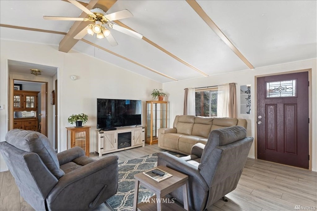 404 8th Street Sultan, WA 98294 - Photo 4 of 14 Gallery Image 4