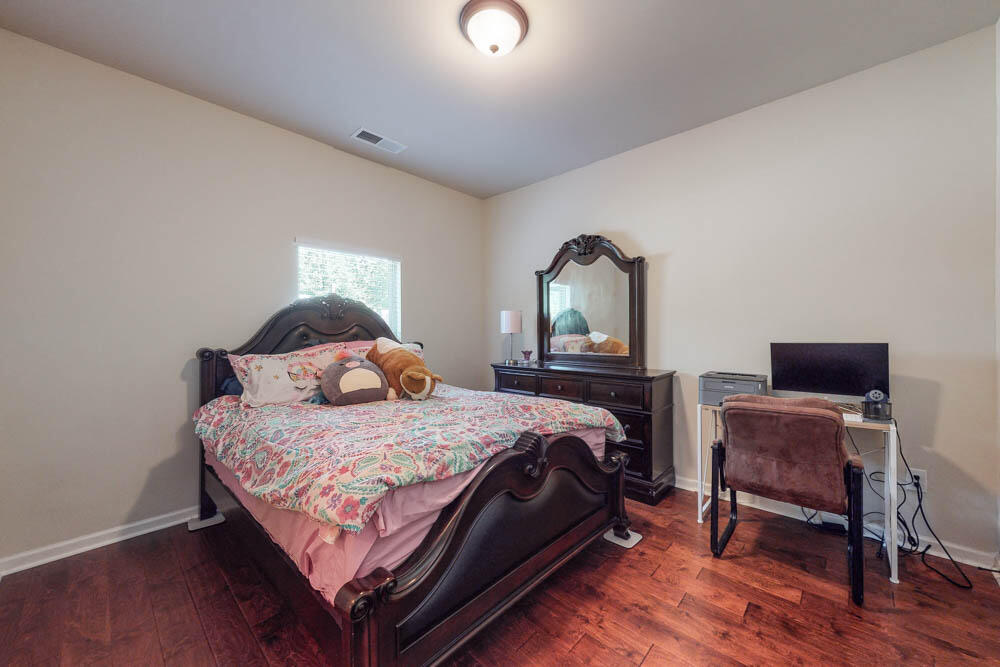6092 Rye Field Road Aiken, SC 29801 - Photo 21 of 34 Spacious spare bedrooms with vaulted ceilings!