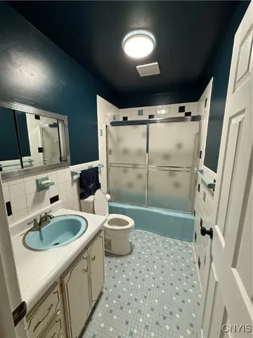 $214,900 | 105 Throop Avenue, Auburn, NY 13021