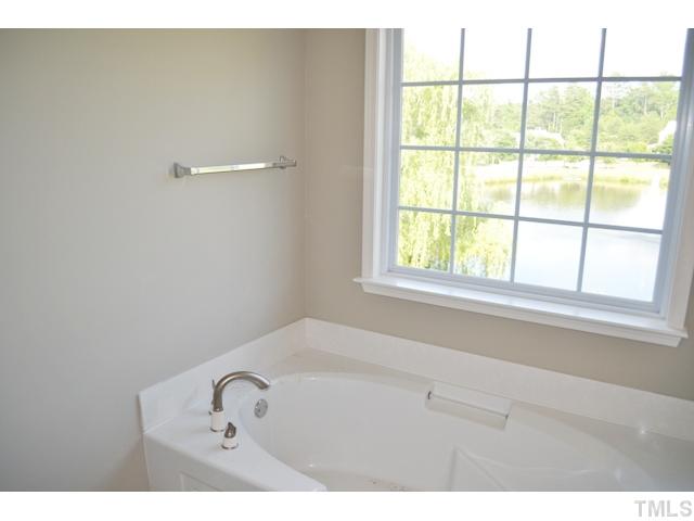 10411 Chandler Way Raleigh, NC 27614 - Photo 13 of 25 Gallery Image 13