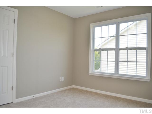 10411 Chandler Way Raleigh, NC 27614 - Photo 15 of 25 Gallery Image 15