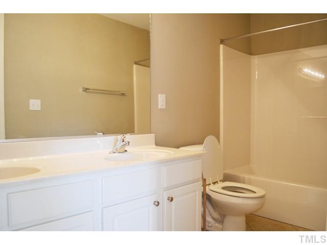 10411 Chandler Way Raleigh, NC 27614 - Photo 17 of 25 Gallery Image 17