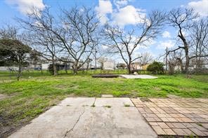 1227 Fair Drive Angleton, TX 77515 - Photo 17 of 18 a view of a park with tree s