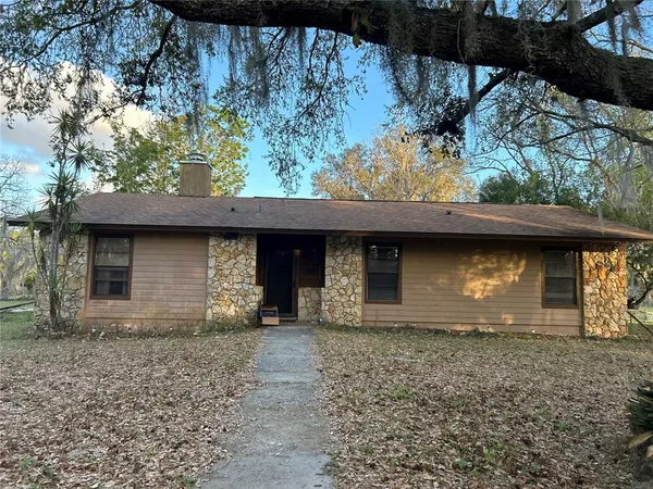 $430,000 | 1351 Bi Wood Drive, Geneva, FL 32732