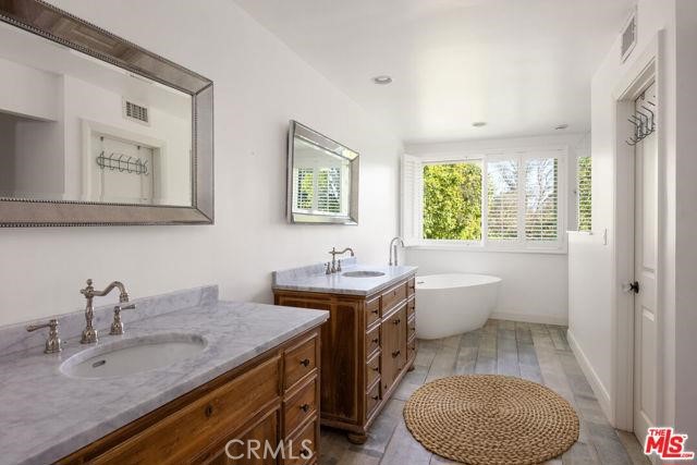 23760 Oakfield Road Hidden Hills, CA 91302 - Photo 10 of 23