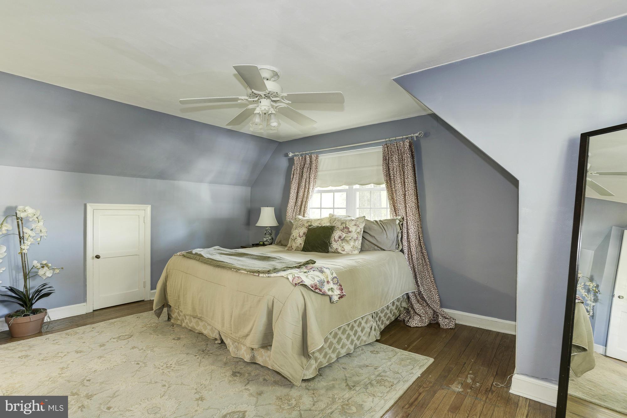5920 Conway Road Bethesda, MD 20817 - Photo 11 of 22 Bedroom (Master)