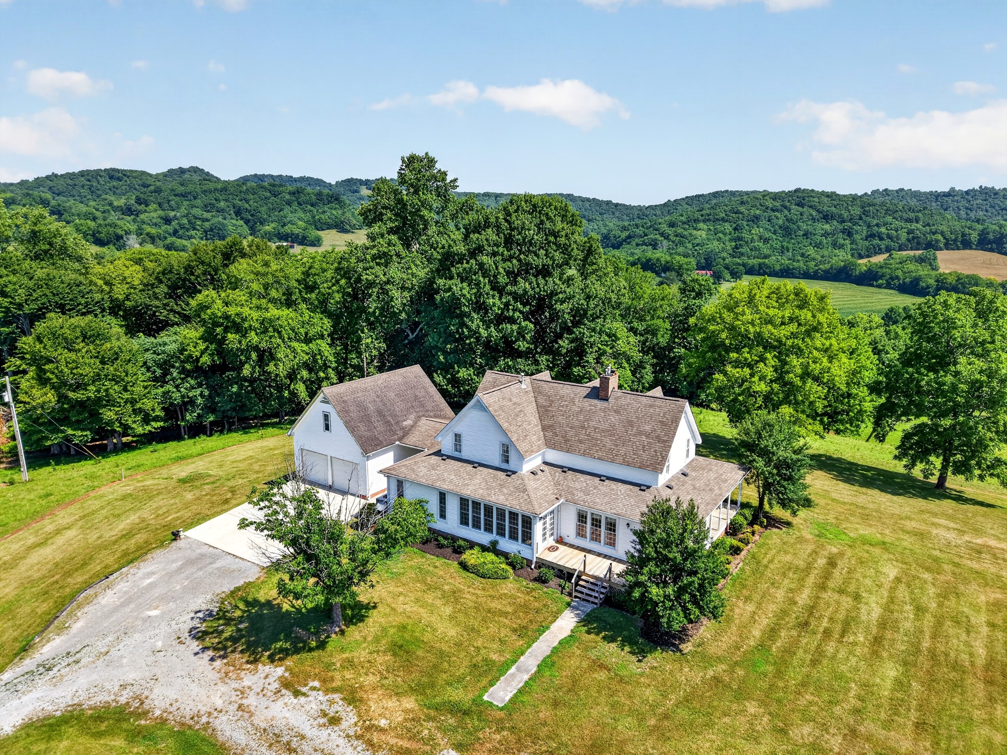 5713 Smith Fork Road Liberty, TN 37095 - Photo 3 of 74