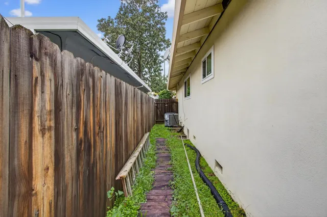 $499,000 | 9509 Sara Street, Elk Grove, CA 95624