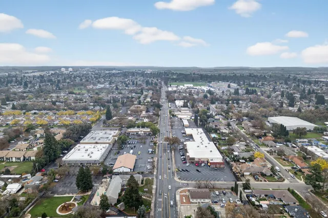 $499,000 | 9509 Sara Street, Elk Grove, CA 95624