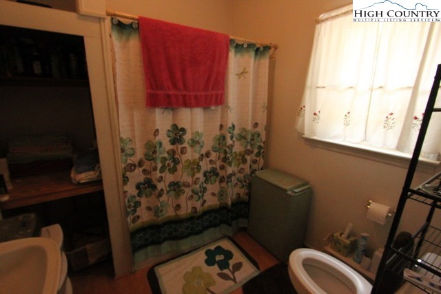 232 Bridle Creek Road Independence, VA 24348 - Photo 25 of 27 Gallery Image 25