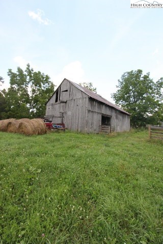 232 Bridle Creek Road Independence, VA 24348 - Photo 10 of 27 Gallery Image 10