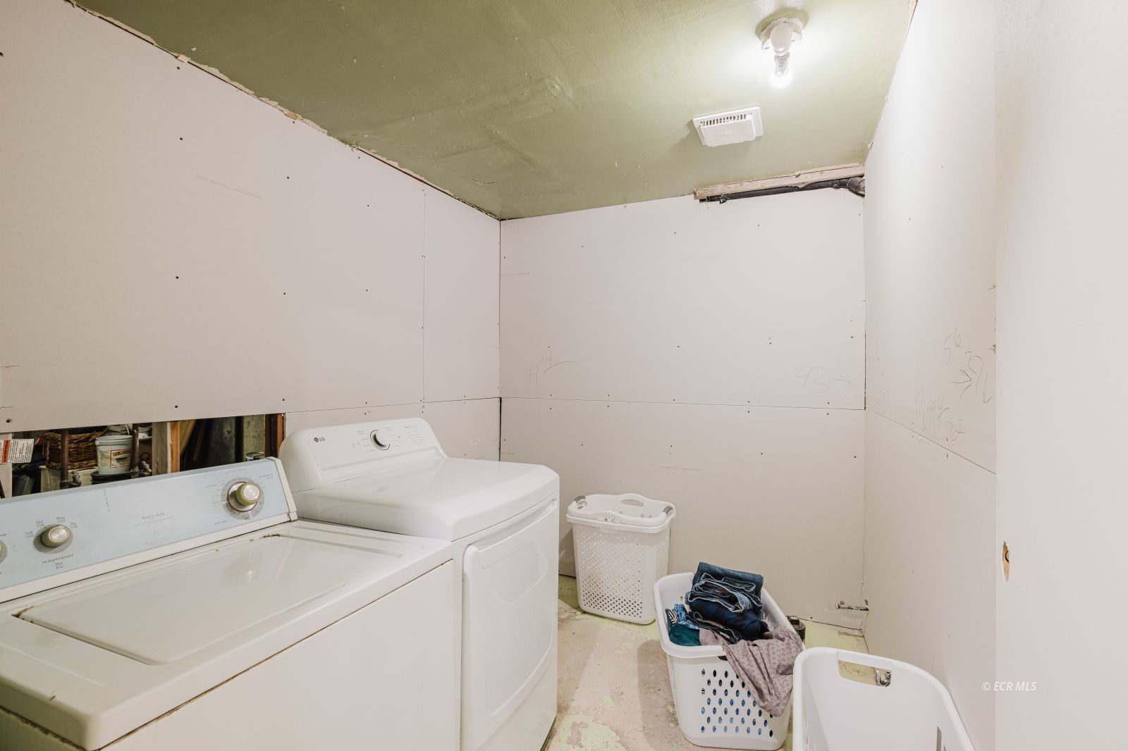 224 Hamilton Stage Road Spring Creek, NV 89815 - Photo 31 of 48