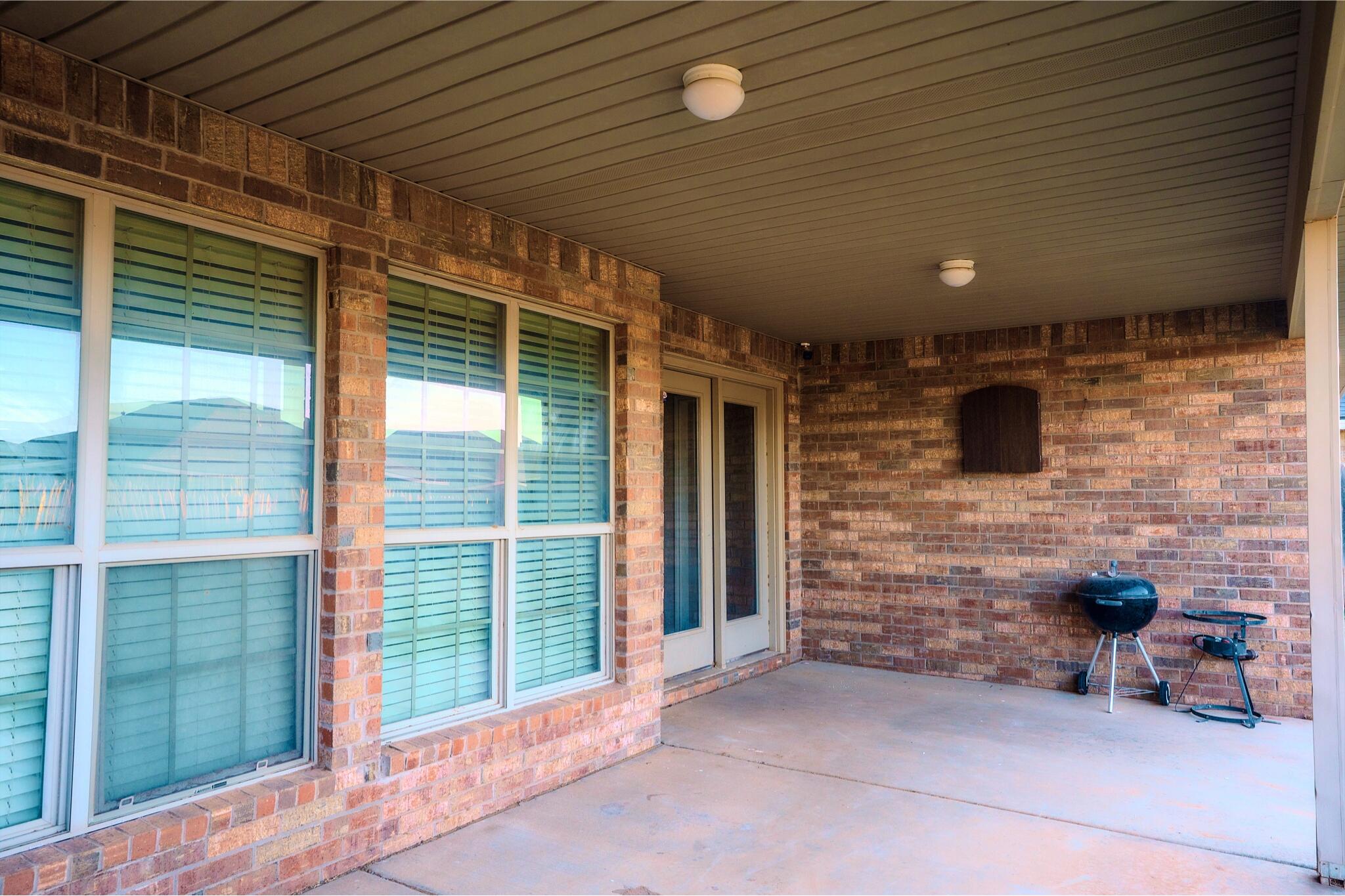 7025 95th Street Lubbock, TX 79424 - Photo 5 of 19 27