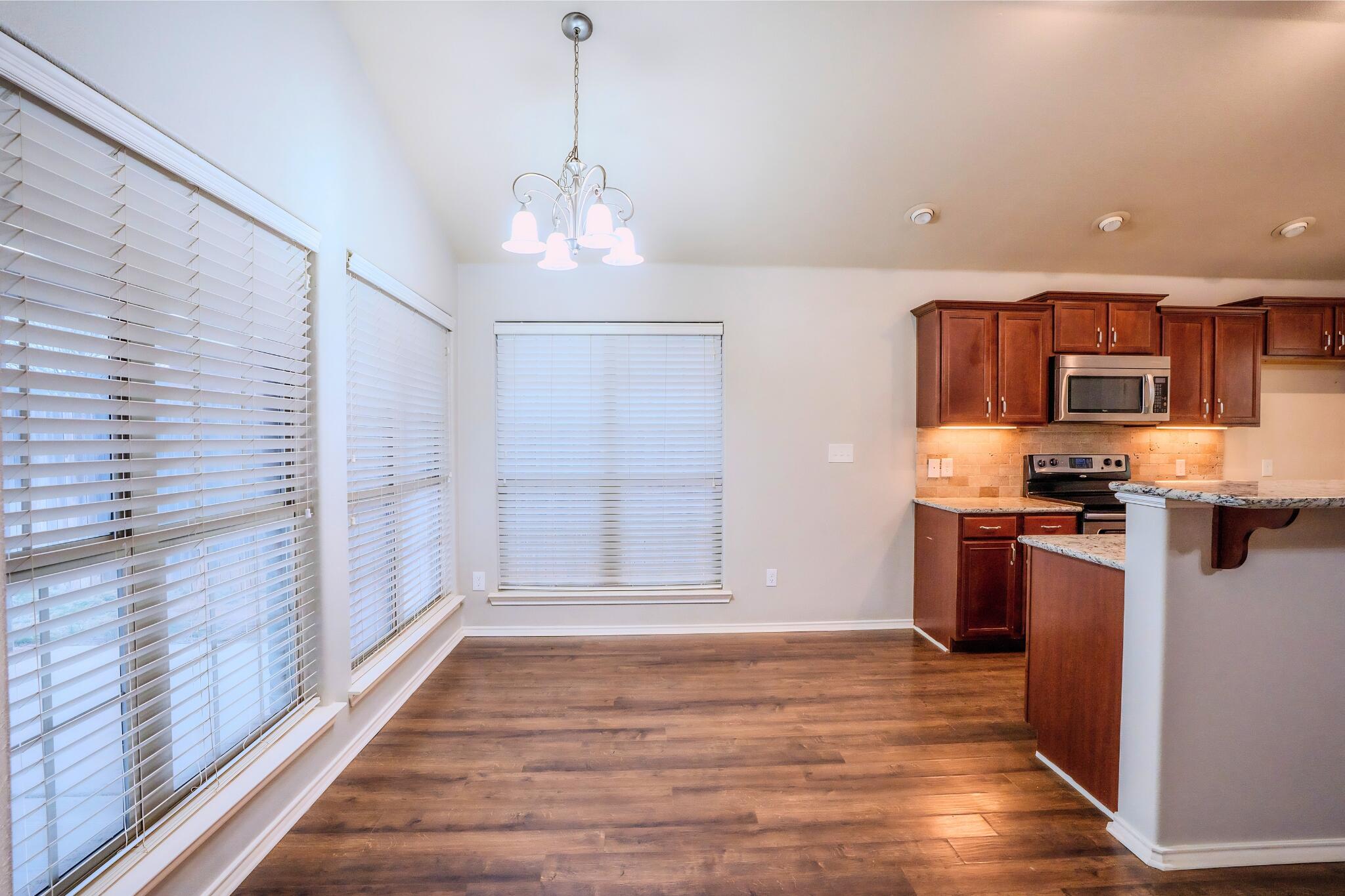 7025 95th Street Lubbock, TX 79424 - Photo 9 of 19 8