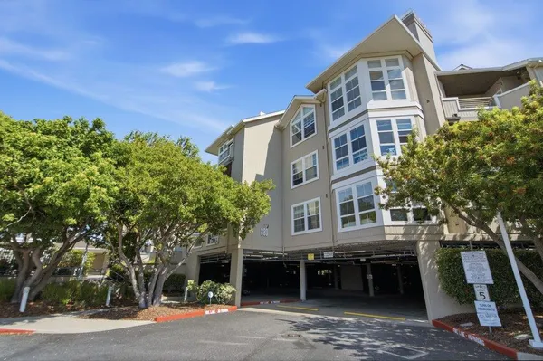 $5,500 | 880 Meridian Bay Lane, Unit 122, Foster City, CA 94404