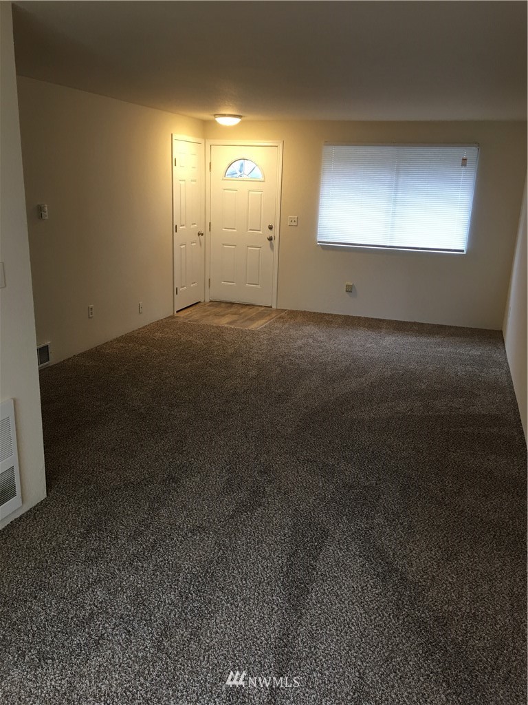 2526 196th Street Southeast Bothell, WA 98012 - Photo 18 of 29 Gallery Image 18