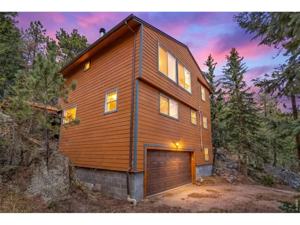 $600,000 | 527 Hemlock Drive, Lyons, CO 80540