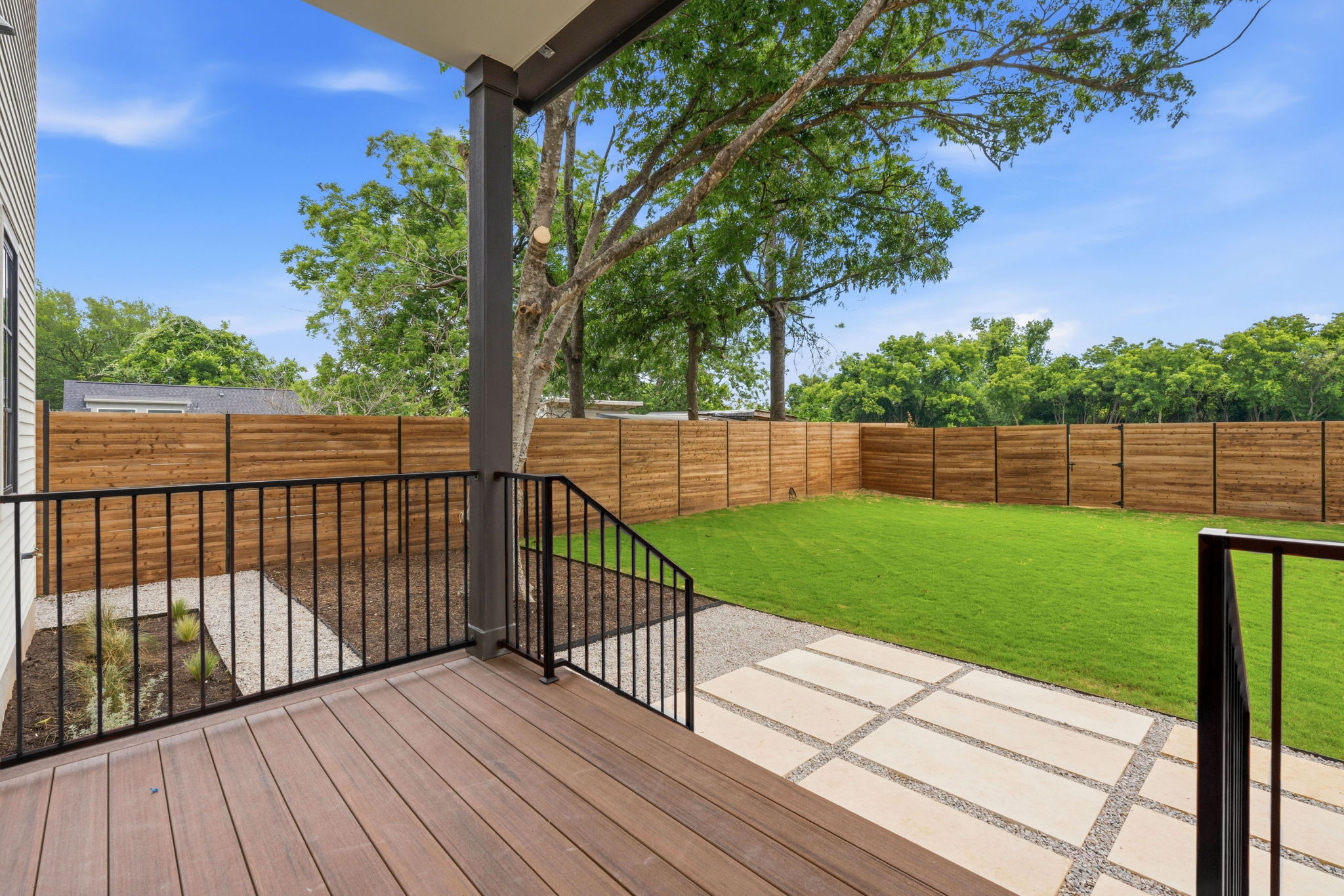 5207 Prock Lane Austin, TX 78721 - Photo 15 of 23