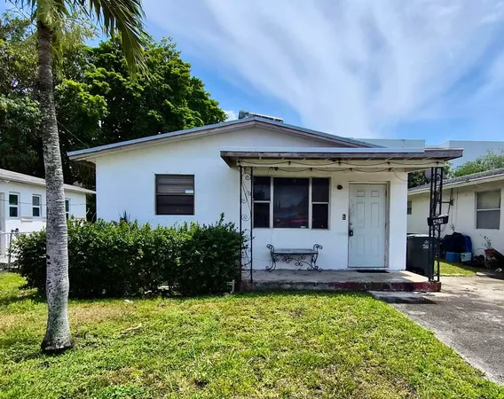 $249,900 | 425 Northwest 6th Street, Hallandale Beach, FL 33009
