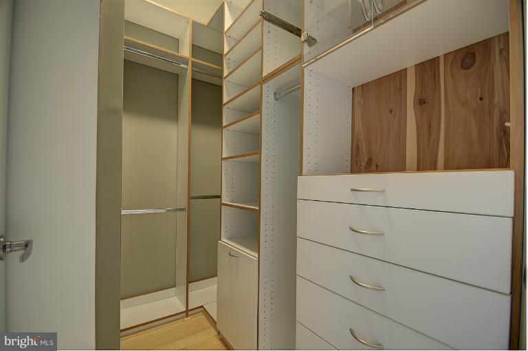 1300 N Street Northwest, Unit 812 Washington, DC 20005 - Photo 16 of 30 a view of closet
