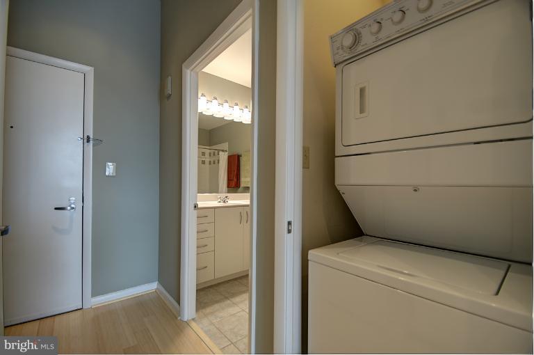 1300 N Street Northwest, Unit 812 Washington, DC 20005 - Photo 20 of 30 a utility room with dryer and washer