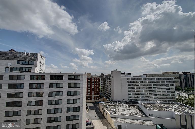 1300 N Street Northwest, Unit 812 Washington, DC 20005 - Photo 3 of 30 a city view with a building