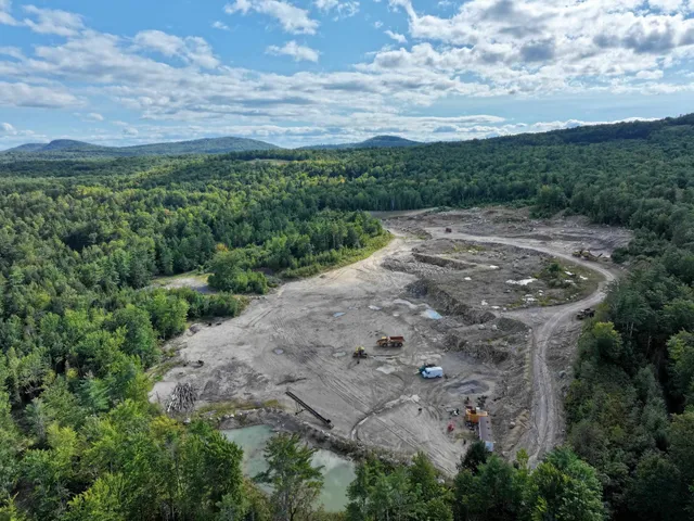 $1,800,000 | 16 Pollys Crossing Road, Ossipee, NH 03864