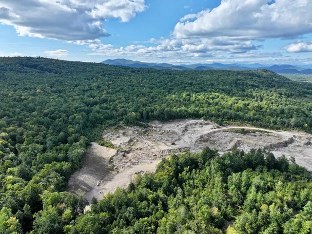 $1,800,000 | 16 Pollys Crossing Road, Ossipee, NH 03864