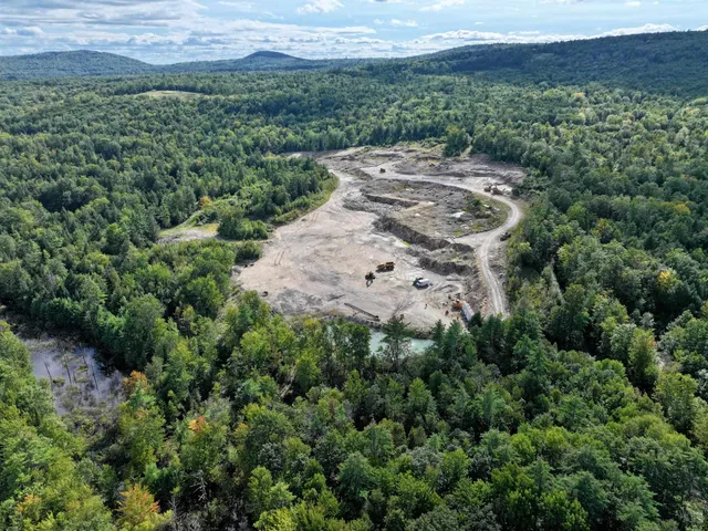 $1,800,000 | 16 Pollys Crossing Road, Ossipee, NH 03864