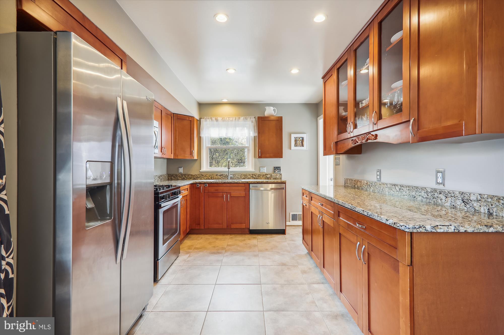 2613 Cory Terrace Silver Spring, MD 20902 - Photo 11 of 62 Gallery Image 11