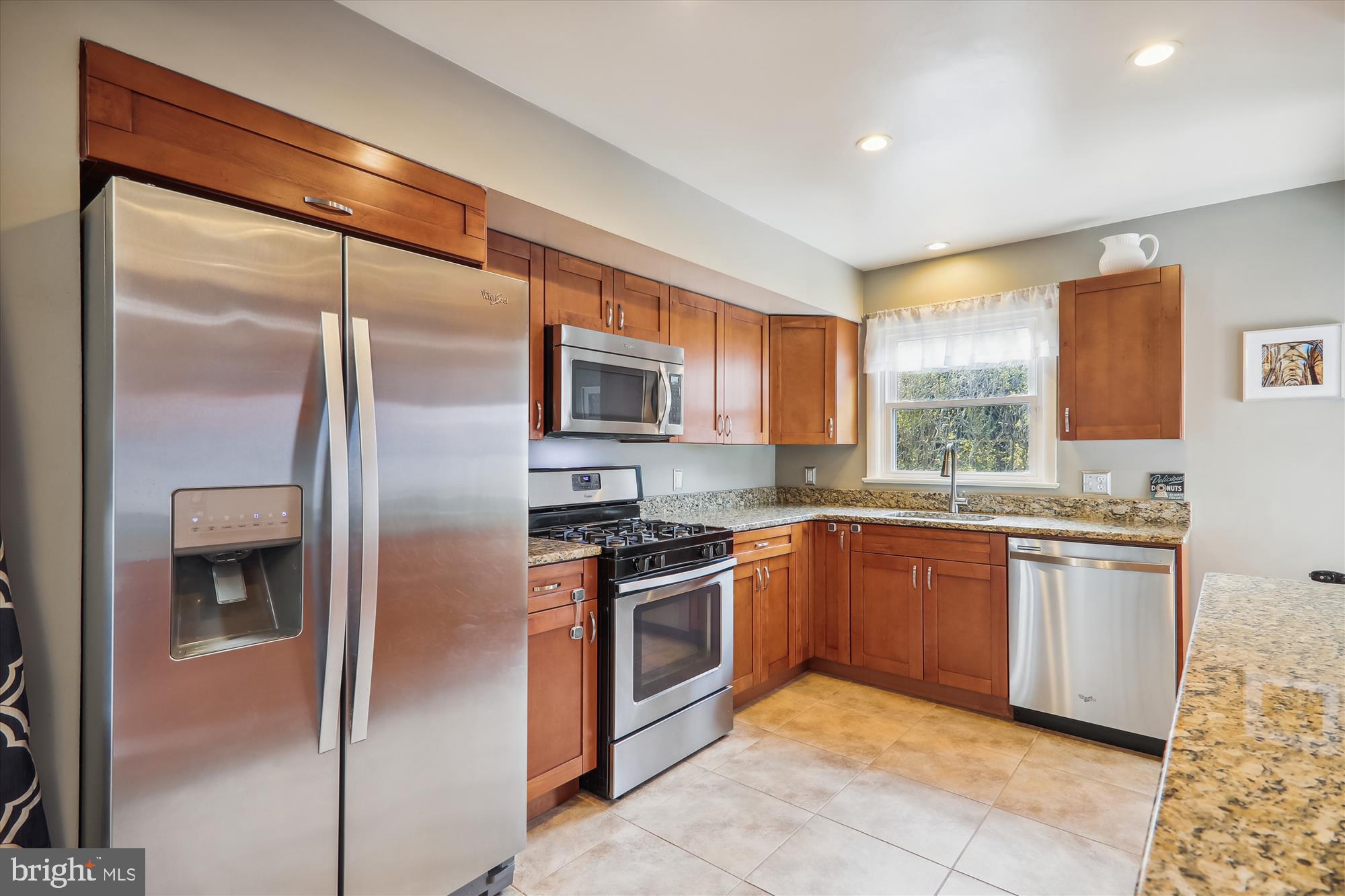 2613 Cory Terrace Silver Spring, MD 20902 - Photo 12 of 62 Gallery Image 12