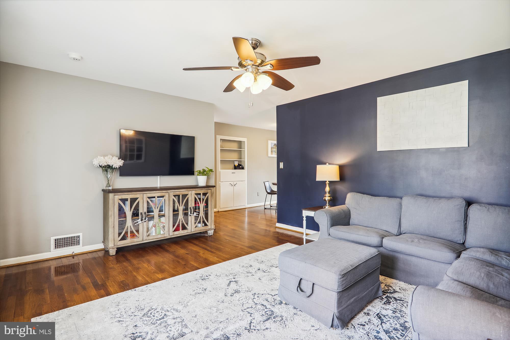 2613 Cory Terrace Silver Spring, MD 20902 - Photo 6 of 62 Gallery Image 6