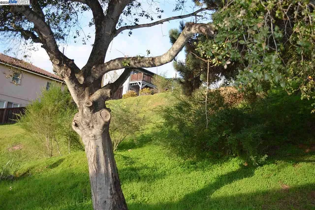 $299,000 | 4320 Terrabella Way, Oakland, CA 94619
