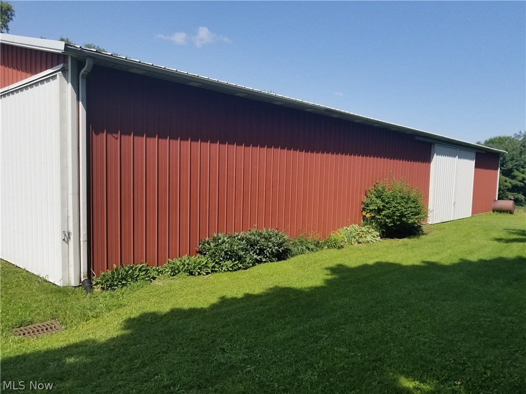 50226 Middle Ridge Road Amherst, OH 44001 - Photo 7 of 19