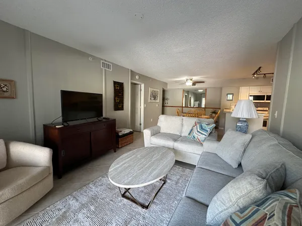 $2,300 | 278 Village Boulevard, Unit 8205, Tequesta, FL 33469