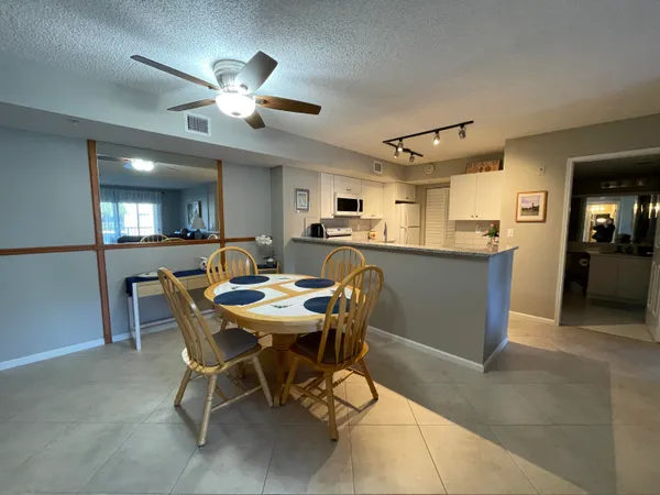 $2,300 | 278 Village Boulevard, Unit 8205, Tequesta, FL 33469