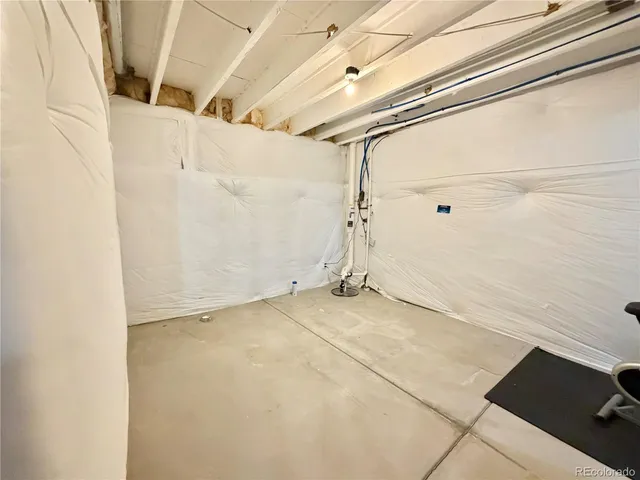 a view of a room with an empty space