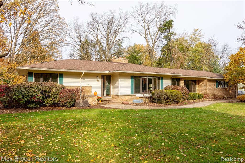 32773 Haverford Road Franklin, MI 48025 - Photo 1 of 29