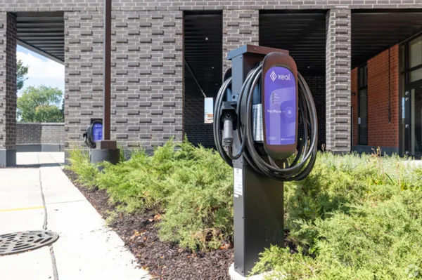 $3,200 | 11 West Prospect Avenue, Unit 501, Mount Prospect, IL 60056