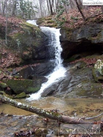 a view of outdoor space with green space