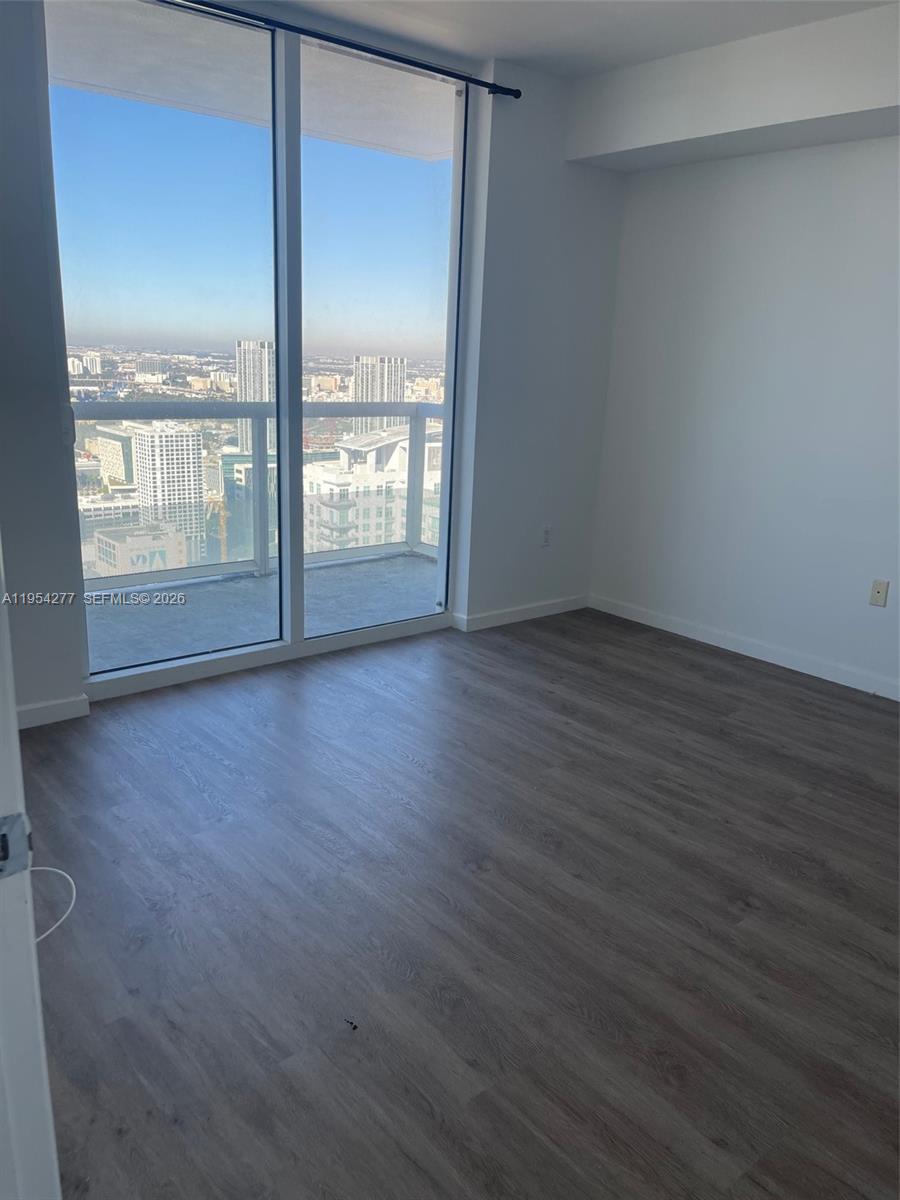 50 Biscayne Boulevard, Unit 5207 Miami, FL 33132 - Photo 13 of 24