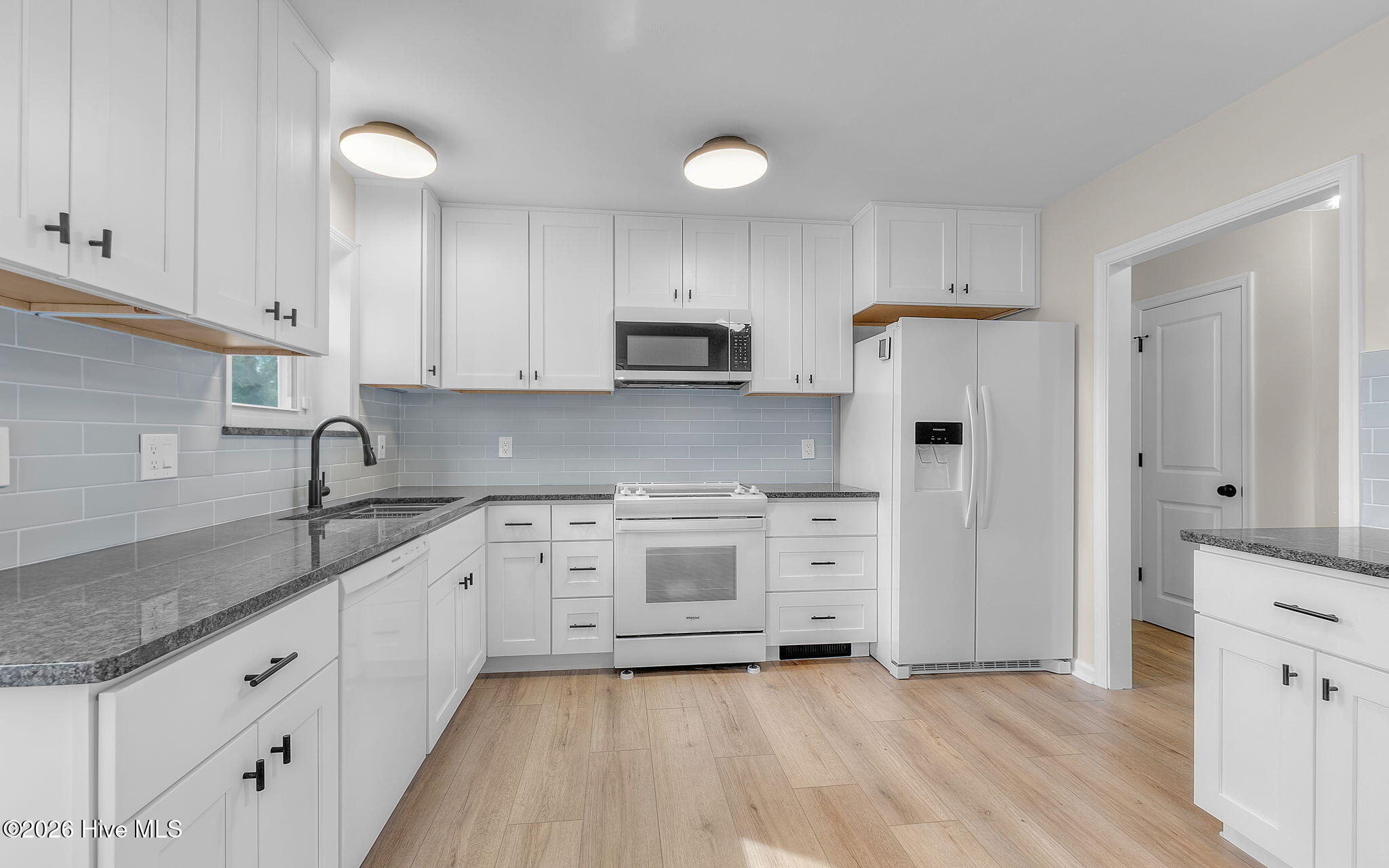 2347 Tulls Creek Road Currituck, NC 27929 - Photo 13 of 39 Kitchen