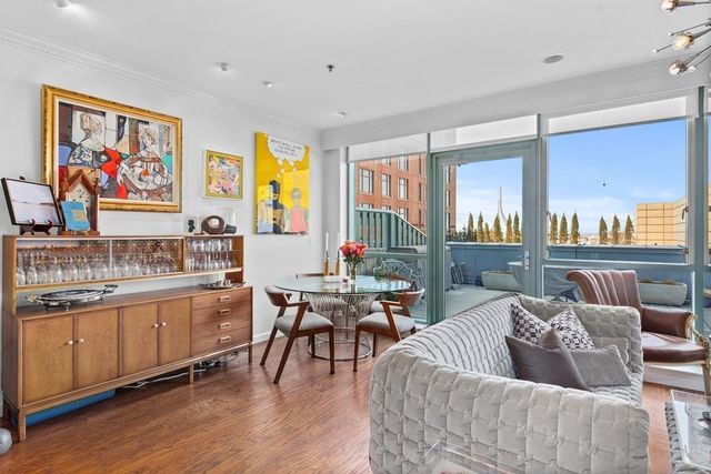 $1,320,000 | 234 Causeway Street, Unit 1003, Boston, MA 02114