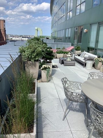 $1,320,000 | 234 Causeway Street, Unit 1003, Boston, MA 02114